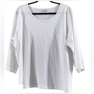 COMPANY ELLEN TRACY 3/4 SLEEVE STRETCH WHITE TOP /GOLD STUDS PULL ON